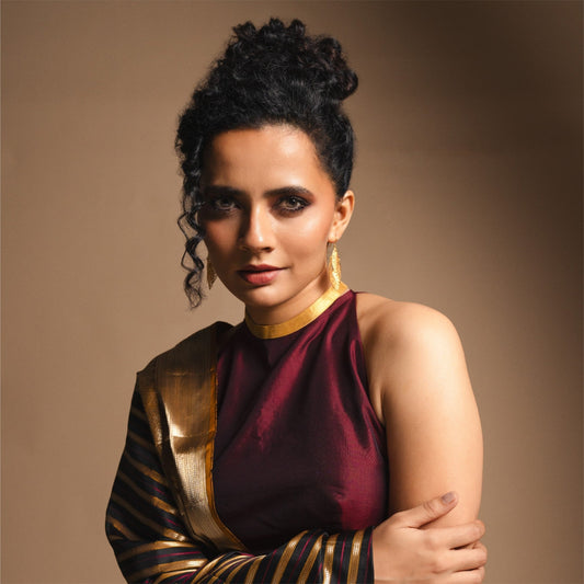 How to Style a Minimalist Bridal Look with Accessories