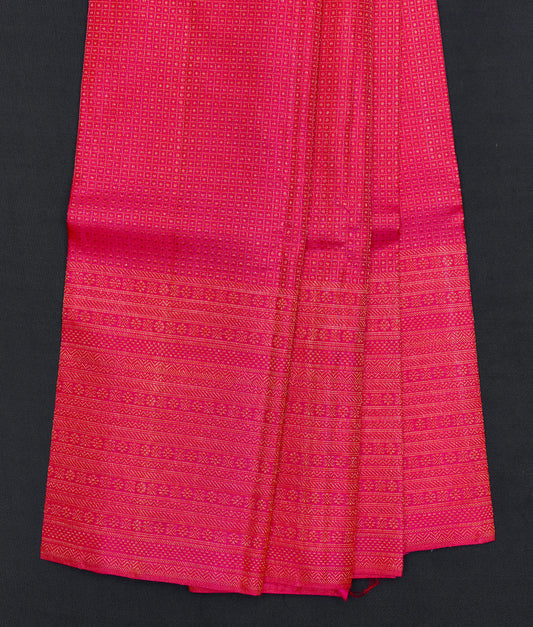 Magenta kanchipuram saree