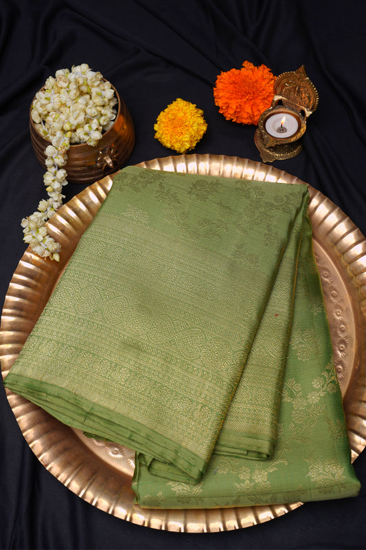Pastel Cadmium Green Kanchipuram saree