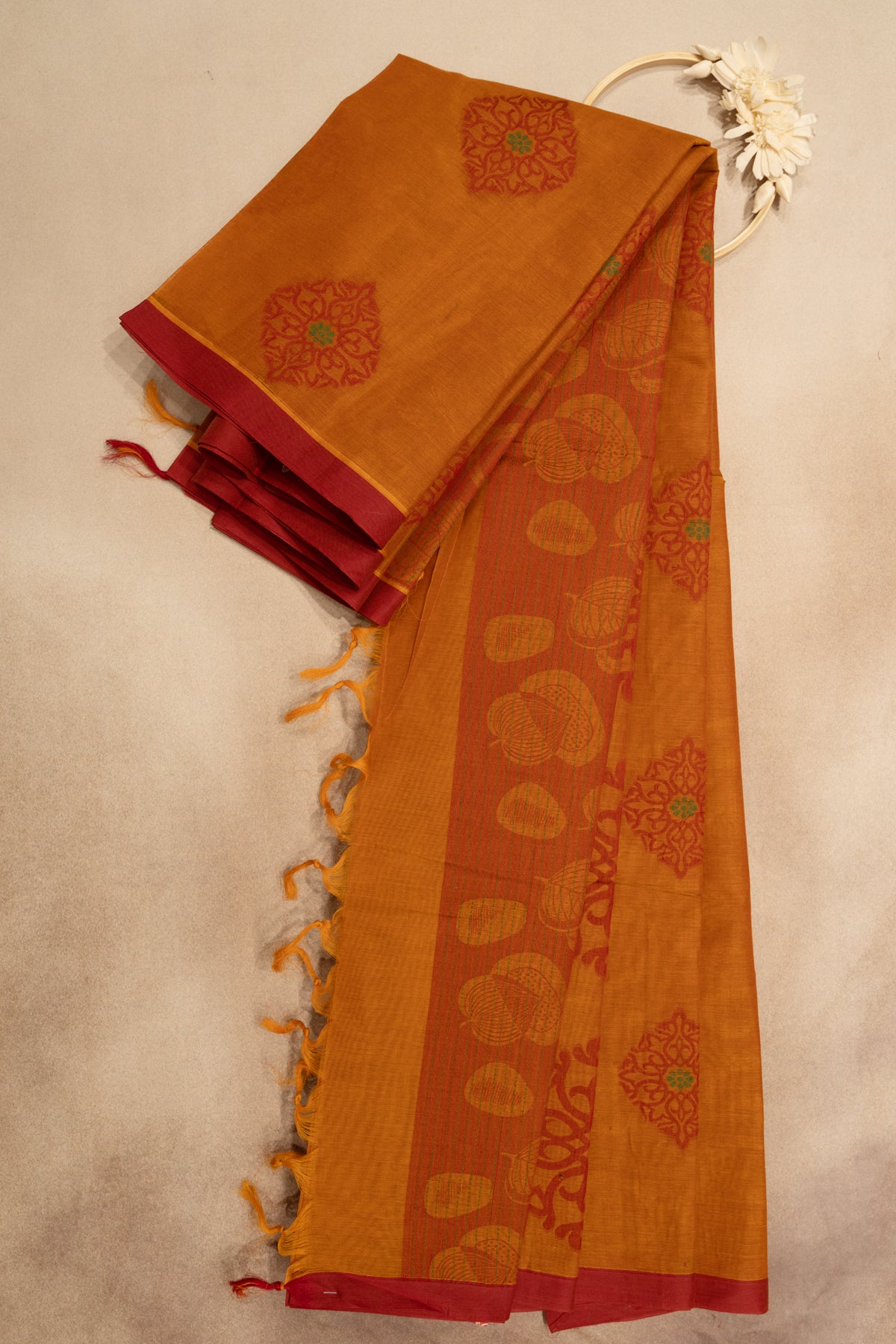 Party Wear Orange Trendy Bandhani Cotton Saree, Length: 6.3m (with Blouse  Piece) at Rs 350 in Pushkar